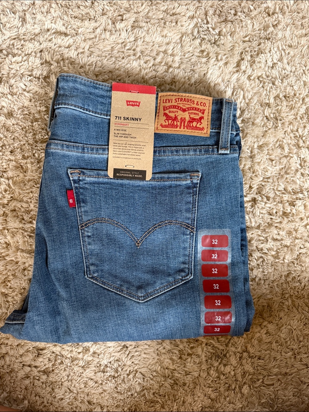 Levi's blue denim skinny jeans with red tab